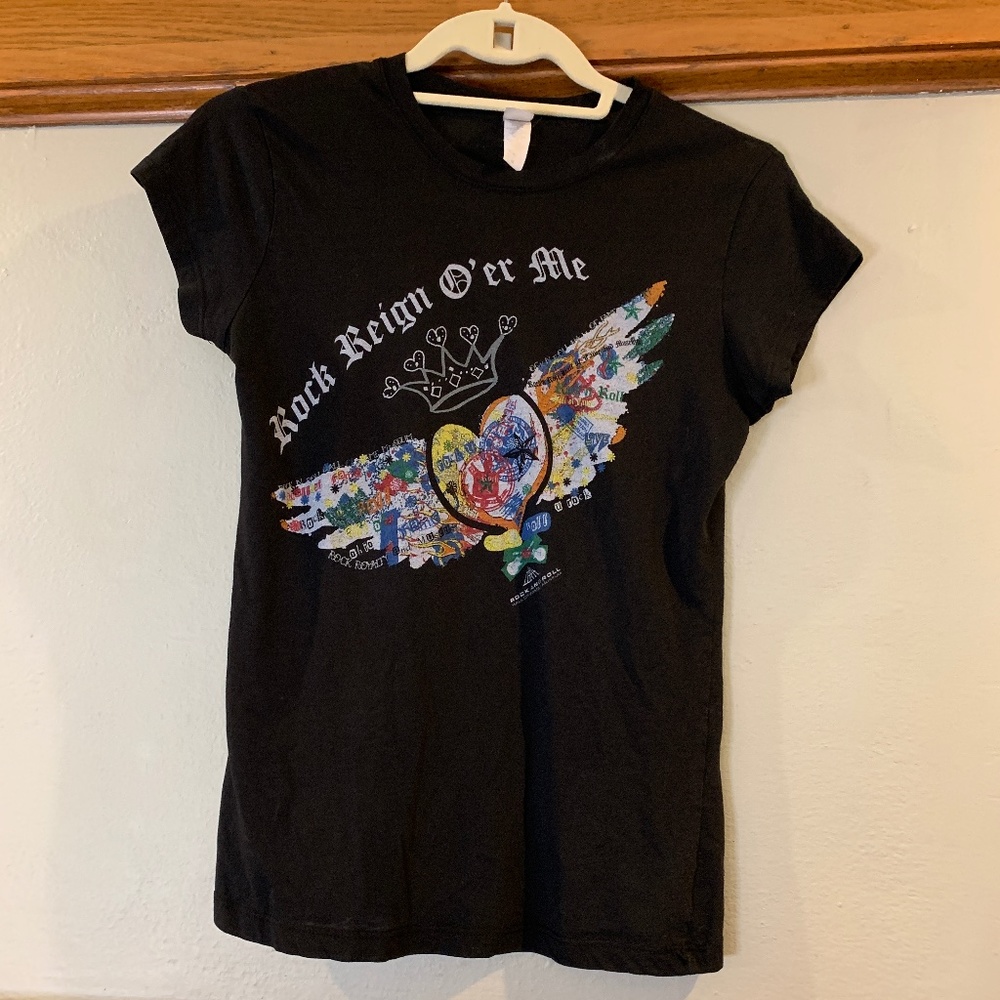 Rock Reign O'er Me R&R Hall Of Fame Tee - image 1